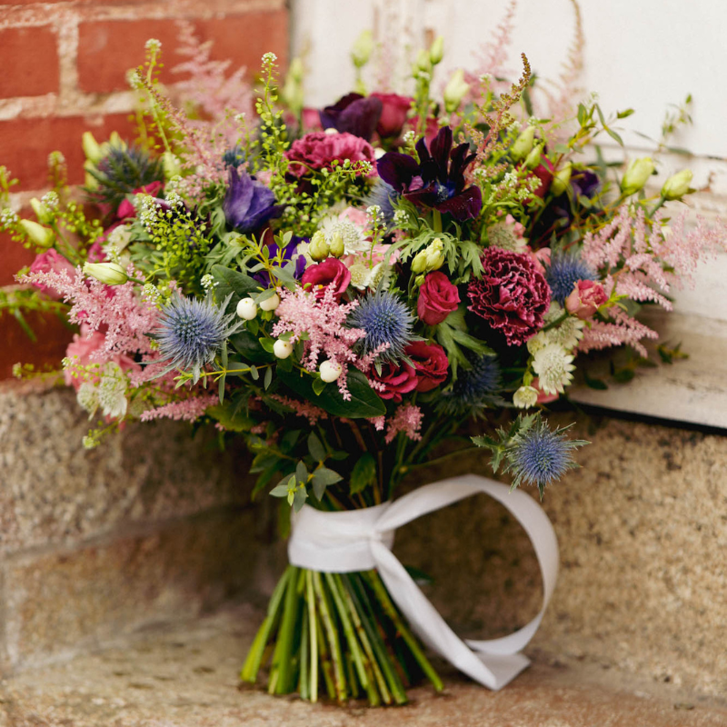 Comment conserver des fleurs fraîches pour un mariage en été ? Les conseils de Wedding with Aline